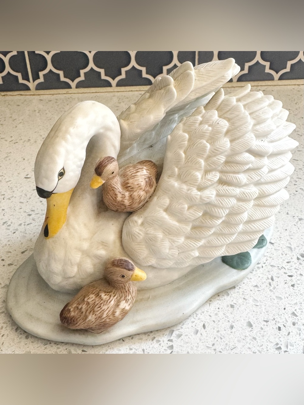 Vintage Swan Figurine Mother & Baby Ceramic White Bird Decor - Picture 2 of 7